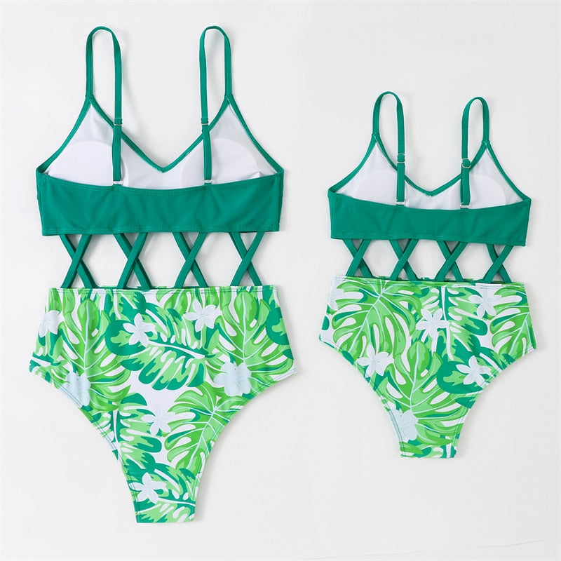 Family Matching One-Piece Mommy and Daughter Bathing Swimsuits