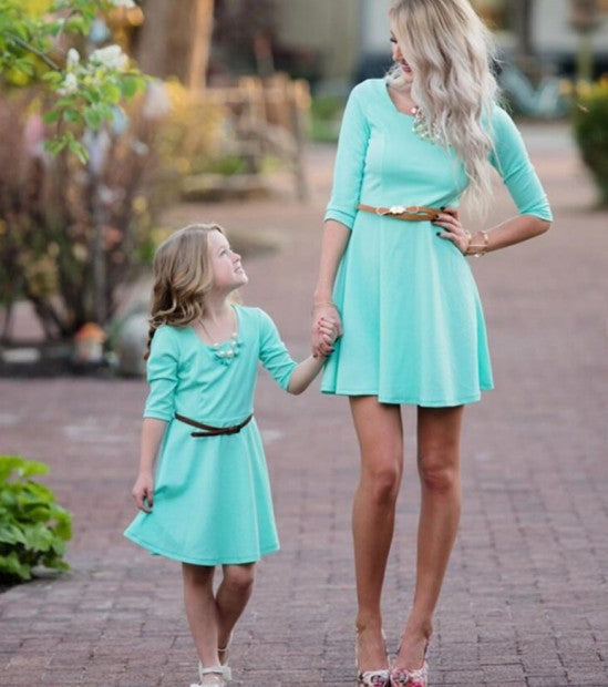 Family Matching Parent-child Solid Color Explosion Dresses