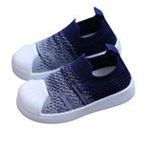Boys and Girls with Soft Soles and Breathable Flying Shoes