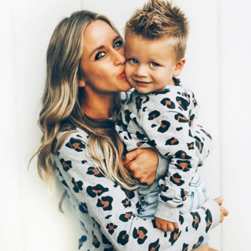 Mother Daughter Son  Long Sleeve Leopard Shirt Family Matching Outfits