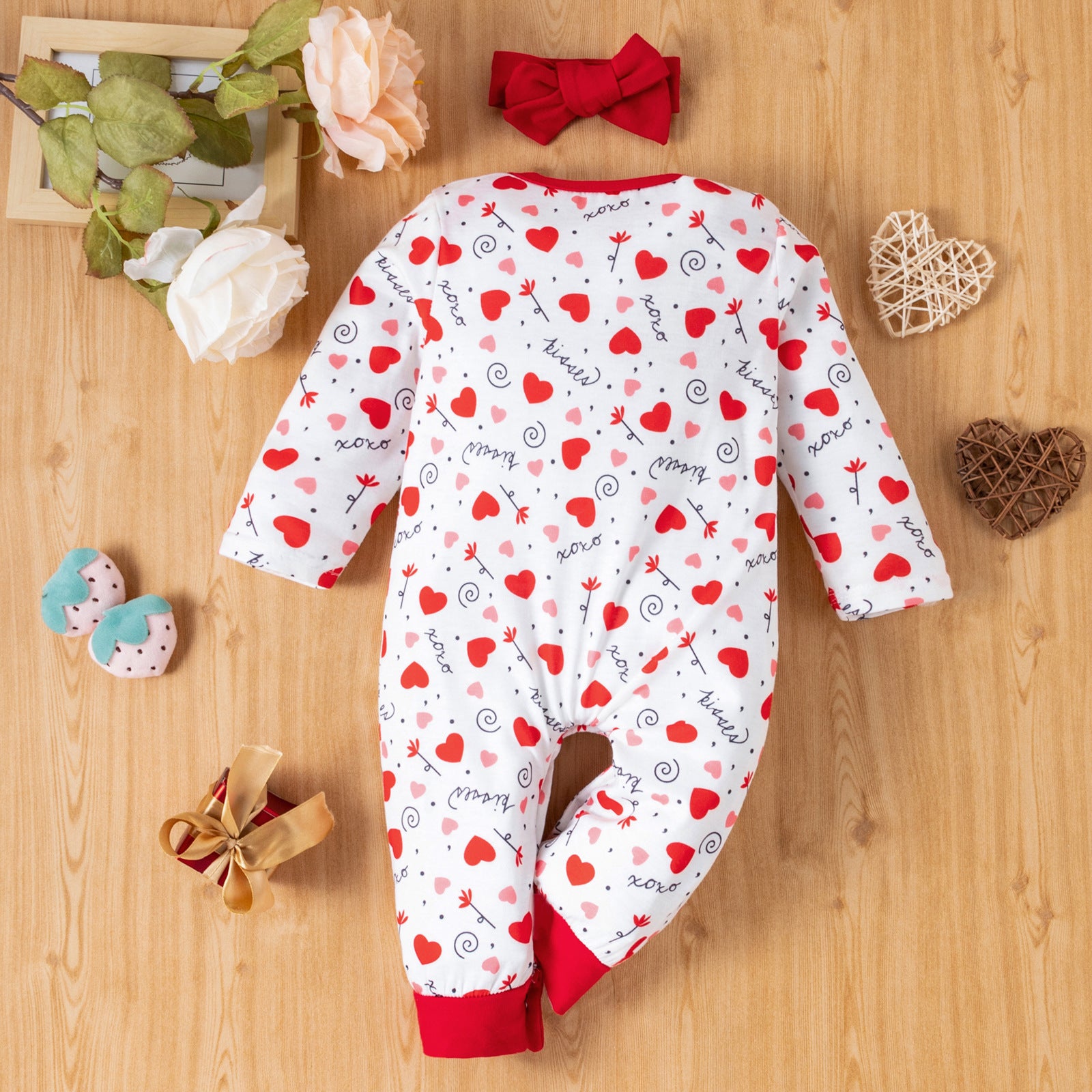 Baby Girls Valentine's Day Heart Printed Long-sleeve Rompers