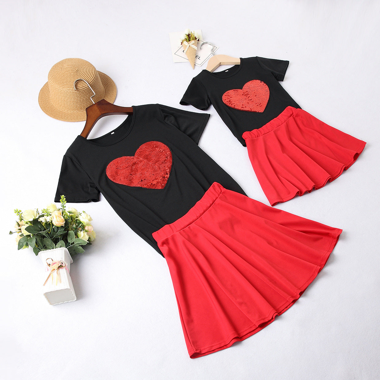 Family Matching Summer Short Sleeve Heart Print Dresses