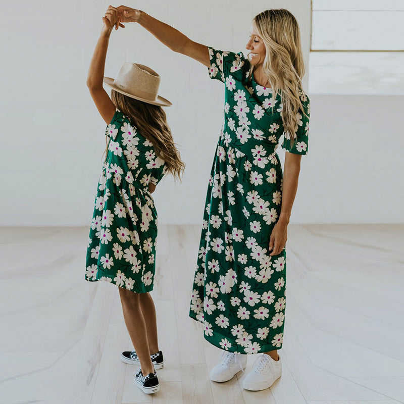 Family Matching Mother-Daughter Floral Holiday Beach Leisure Loose Dresses