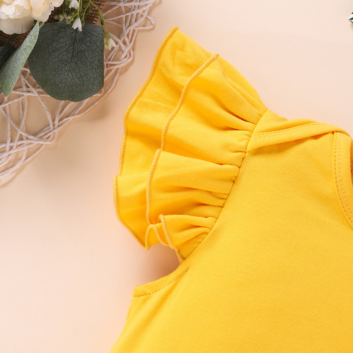 Baby Girls Flying Sleeves Round Collar Ins Fashion 3 Pcs Set