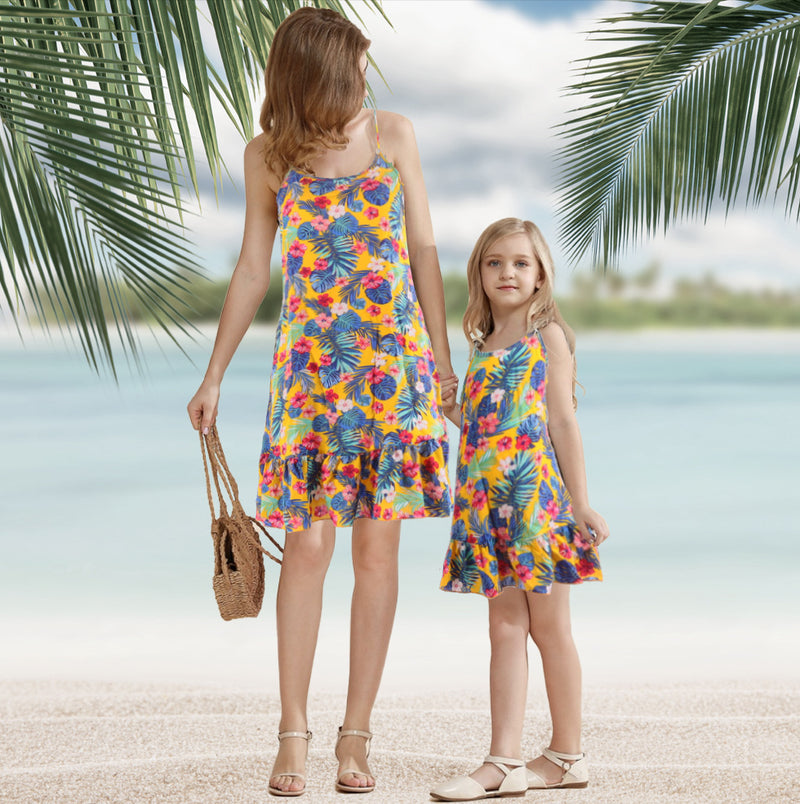 Family Matching Mother-daughter Halter Holiday Beach Print Dresses