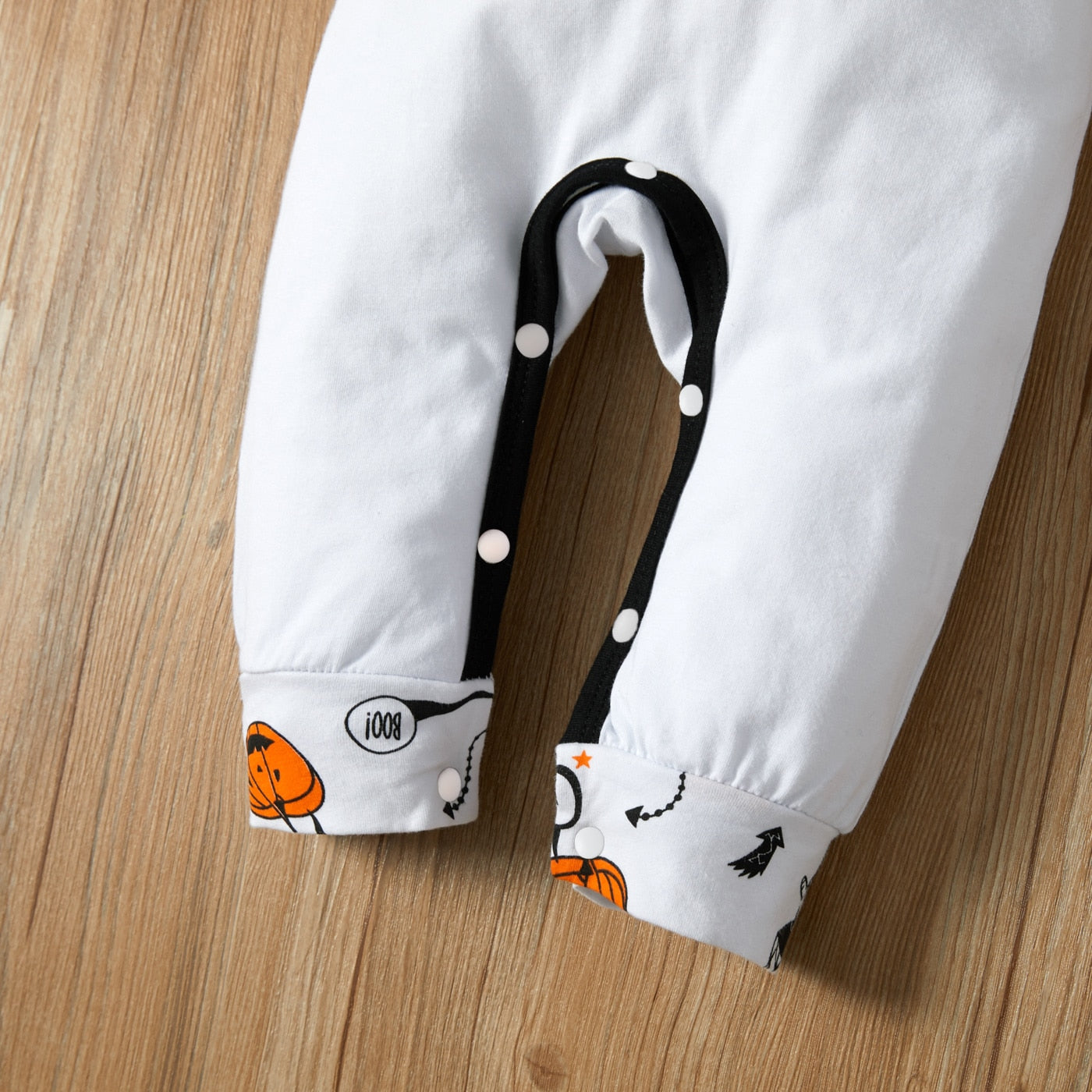 3-18M Halloween Letter Pumpkin Long-sleeve White Baby Jumpsuit Rompers