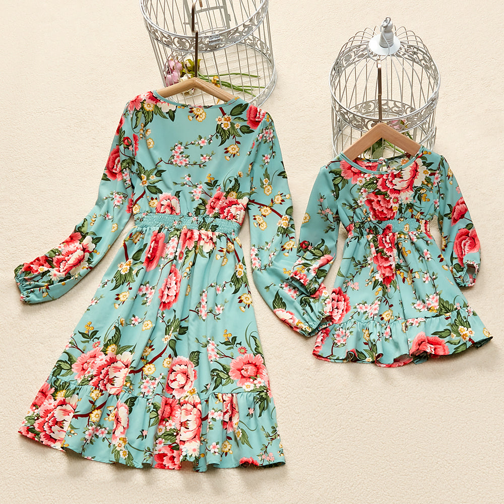 Family Matching Fashion Flowers Print Long Sleeve Dresses